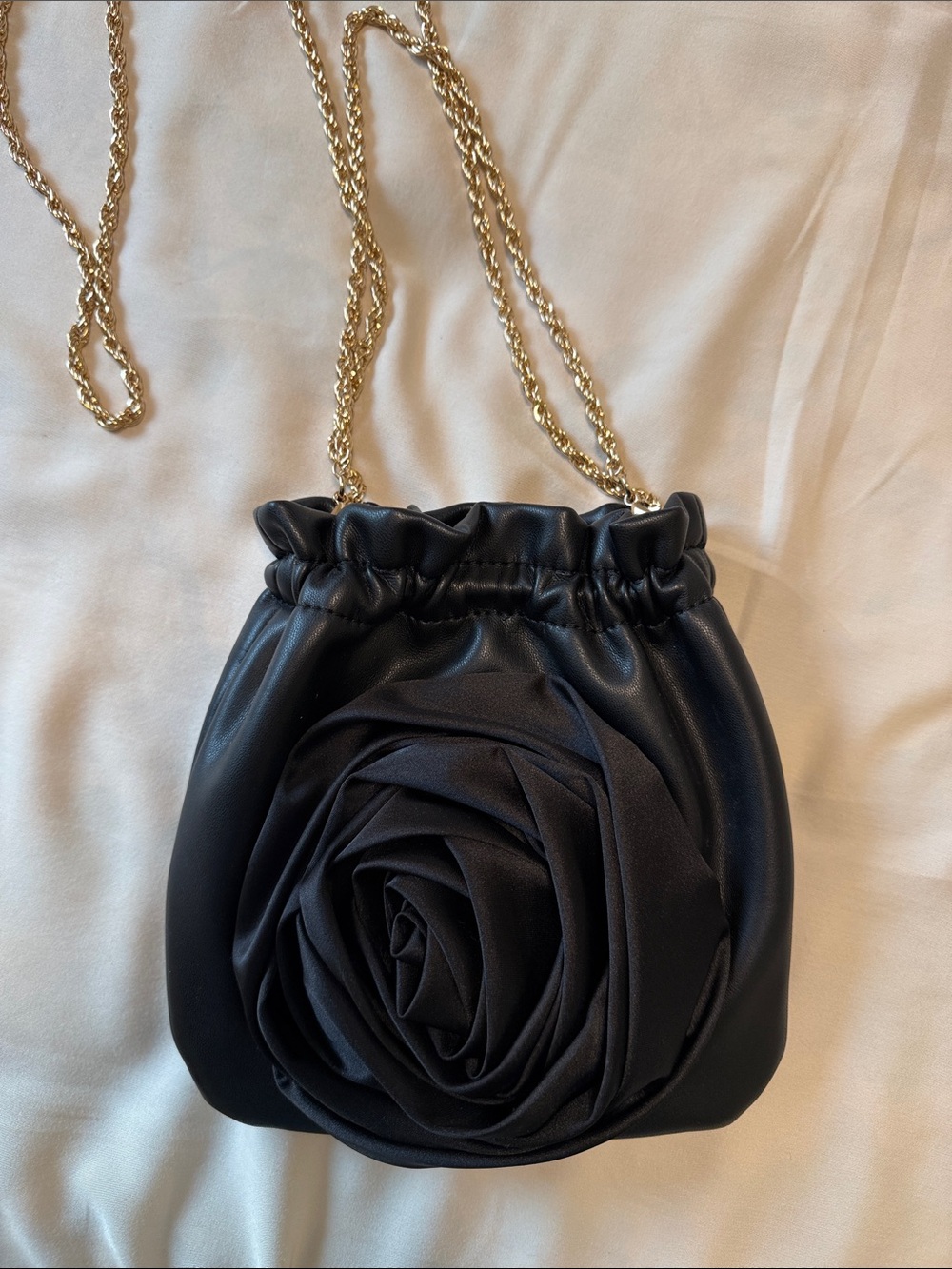 Black Rose Drawstring Chain Shoulder Bag